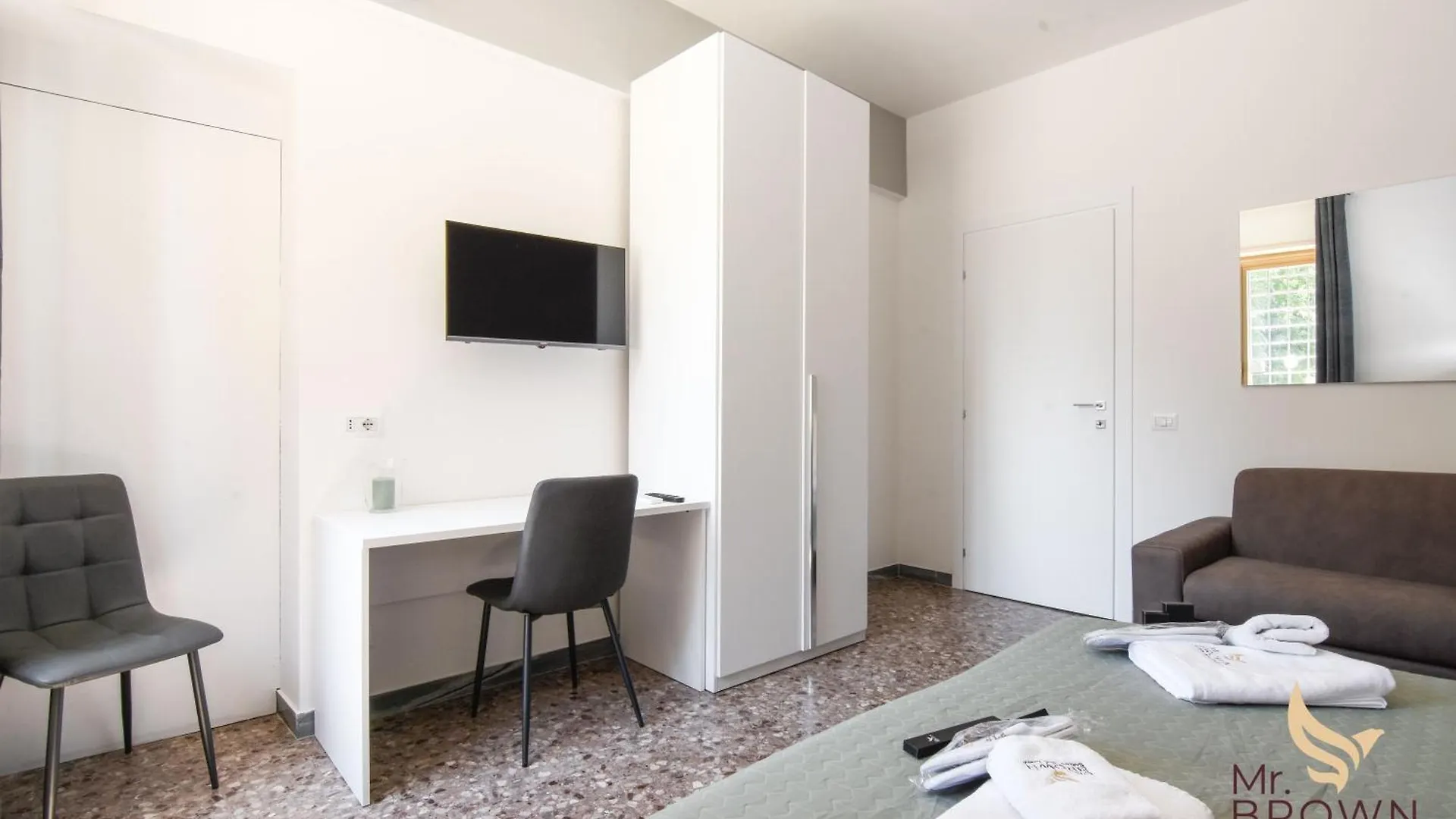 Mrbrown - Pincherle Room Rome Guest house